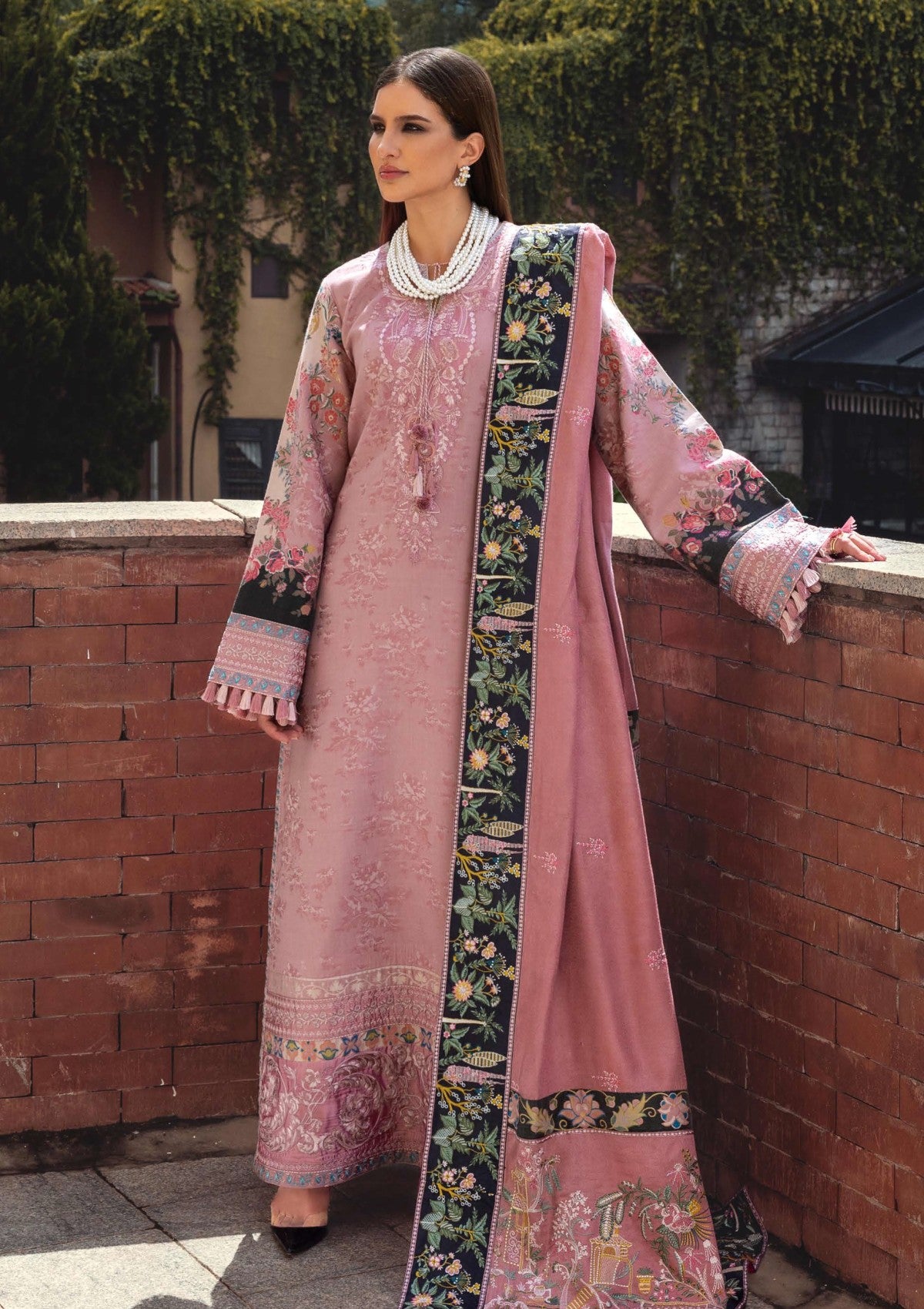 Winter - Mushq - Broadway - Under The Tuscan Sun 25 - MUN#103 - CORTONA BLOOM