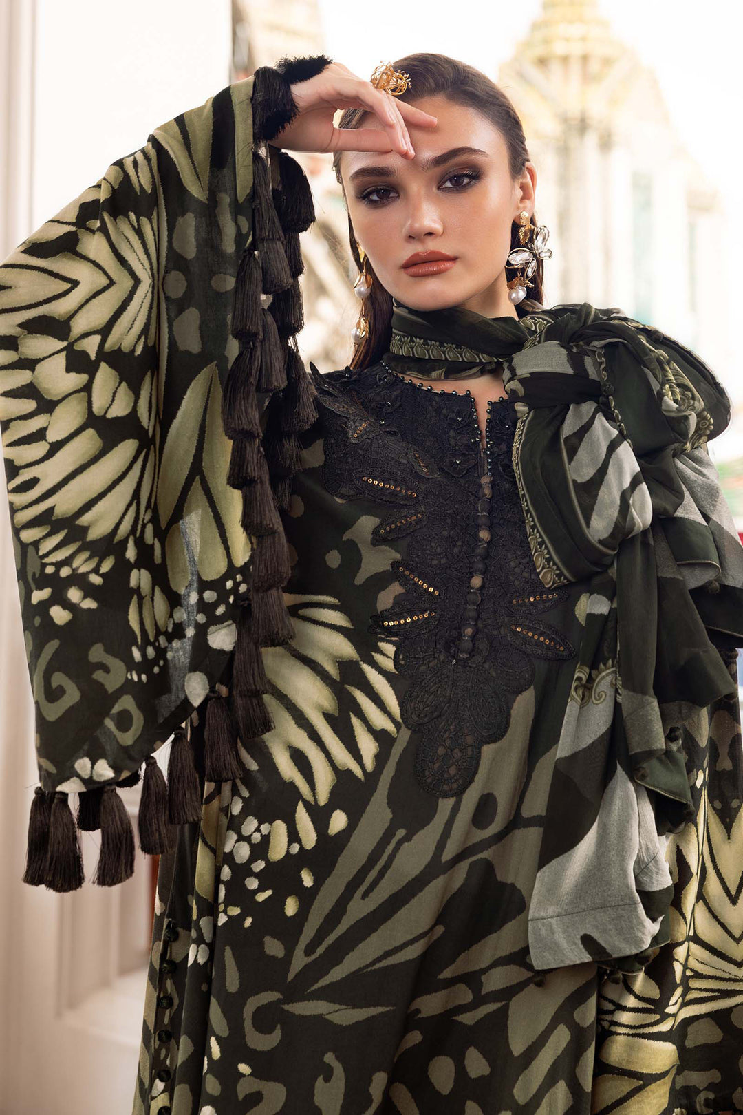 3 Piece Unstitched Embroidered Linen Suit - Image 3